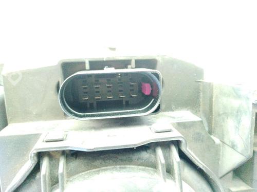 Left headlight AUDI A4 B7 (8EC) 2.0 TDI | BP29350567C28 