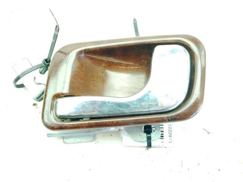 Used Front left interior door handle Front left interior door handle MITSUBISHI PAJERO CLASSIC (V2_W, V6_W, V7_W) 2.5 TD (V24W) (115 hp) 26195073 26195073