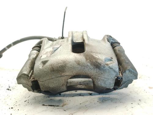 Used Right front brake caliper Right front brake caliper CITROËN C4 CACTUS 1.2 THP 110 (110 hp) 26652408 26652408