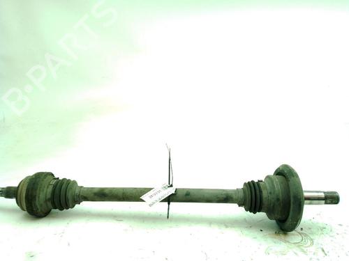 Used Left rear driveshaft Left rear driveshaft MERCEDES-BENZ E-CLASS (W213) E 220 d (213.004) (194 hp) 40037933 40037933