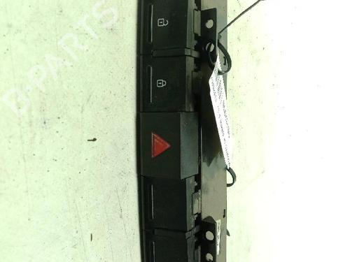 Used Warning switch Warning switch HYUNDAI H350 Van 2.5 CRDI (150 hp) 33975941 33975941