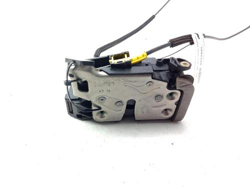 front-left-lock-opel-astra-k-b16-2015-2016-2017-2018-2019-2020-2021-2022-40560432 main image