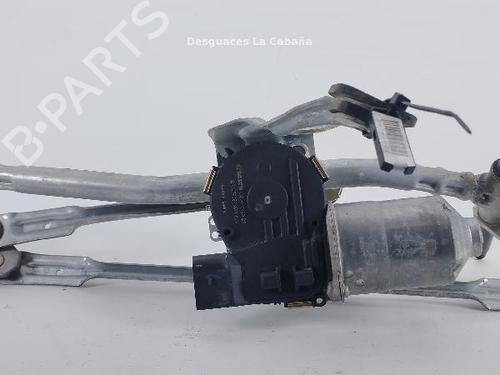 Used Front wiper motor BMW X1 (F48) sDrive 18 i (136 hp) 31989743