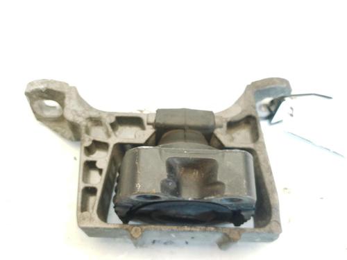 Used Engine mount FORD FOCUS II (DA_, HCP, DP) 1.6 TDCi (109 hp) 27514213