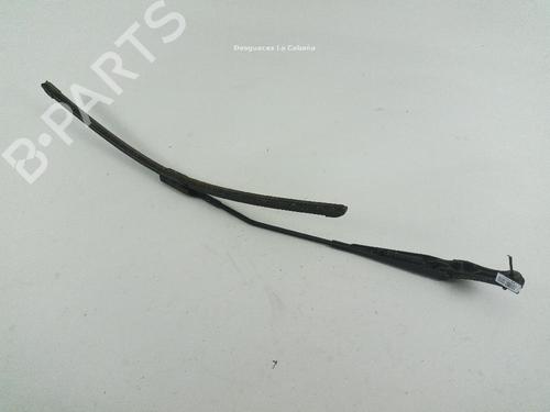 Used Front windshield wiper arm AUDI A5 (8T3) RS5 quattro (450 hp) 19028921