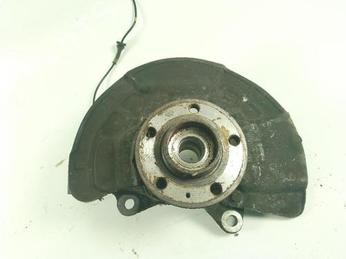 Used Left front steering knuckle VOLVO XC90 I (275) D5 AWD (185 hp) 20505321
