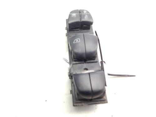 Used Left front window switch NISSAN LEAF (ZE0) Electric (109 hp) 29765165