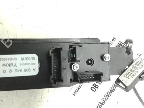 Left front window switch MERCEDES-BENZ SPRINTER 3,5-t Van (B906) 314 CDI (906.631, 906.633, 906.635, 906.637) | BP36031254I27 - Image 2