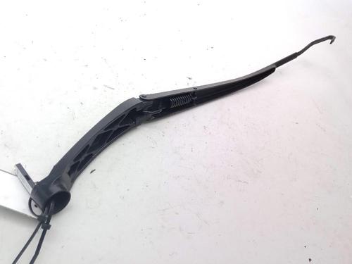 Used Front windshield wiper arm LEXUS IS III (_E3_) 300h (AVE30_, AVE30R) (223 hp) 24002932