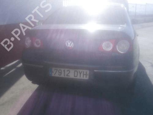 Right taillight VW PASSAT B6 (3C2) 2.0 TDI | BP24042068C35 - Image 5