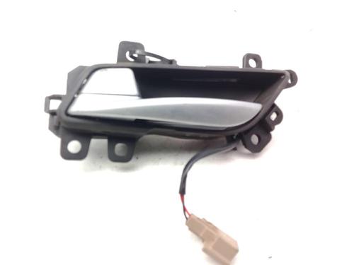 Used Front left interior door handle Front left interior door handle PEUGEOT BOXER Van 2.2 HDi 100 (101 hp) 28714506 28714506