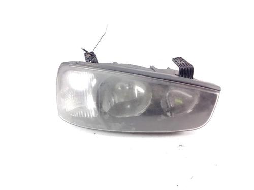 Used Right headlight HYUNDAI ELANTRA III Saloon (XD) 1.6 (107 hp) 18364073
