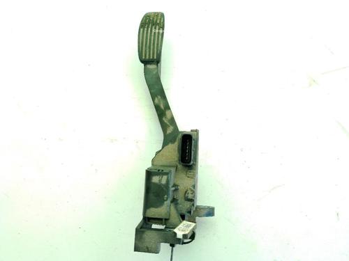 pedal-iveco-daily-vi-van-2014-34237706 main image