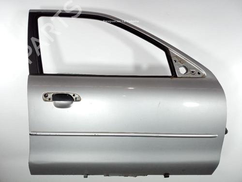 Used Right front door FORD MONDEO II (BAP) 1.8 i (115 hp) 31990057