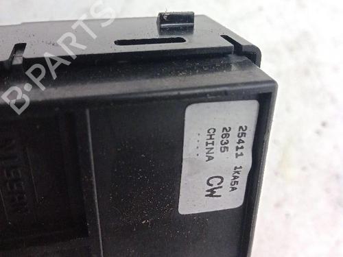 Right front window switch NISSAN LEAF (ZE0) Electric | BP29765402I26 
