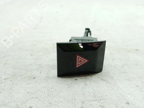 Used Warning switch Warning switch TOYOTA COROLLA Estate (_E21_) 1.8 Hybrid (ZWE211) (98 hp) 24544897 24544897