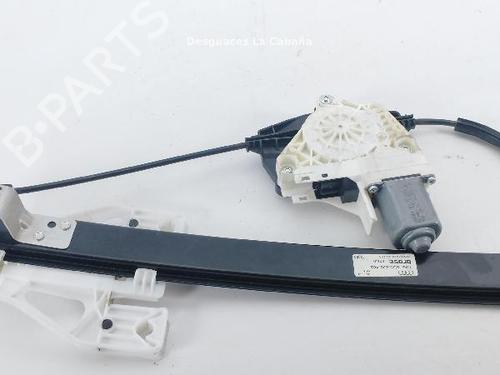 Used Rear right window mechanism AUDI Q3 (8UB, 8UG) 2.0 TDI (136 hp) 24041813