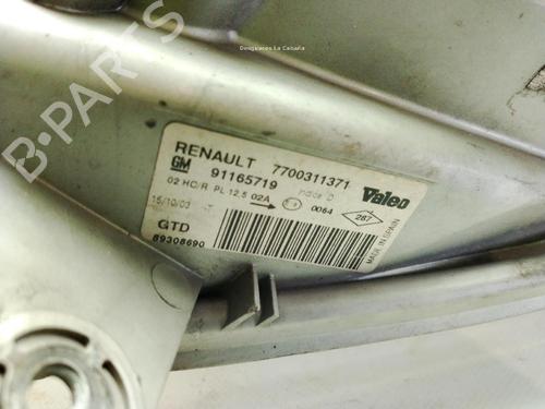 Left headlight NISSAN PRIMASTAR Van (X83) 1.9 dCi 100 | BP32280509C28