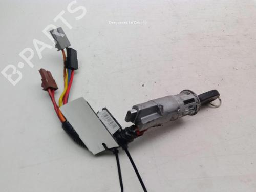 Used Ignition barrel PEUGEOT EXPERT (224_) 1.9 D (69 hp) 30561992