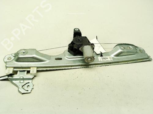 Elevador vidro trás direito Elevador vidro trás direito RENAULT KADJAR (HA_, HL_) 1.2 TCe 130 (HLMR) (130 hp) 36070109 36070109