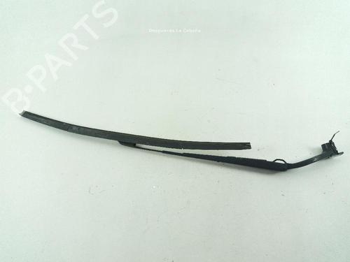 Used Front windshield wiper arm NISSAN LEAF (ZE0) Electric (109 hp) 18363506