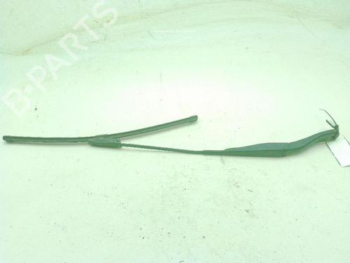 front-windshield-wiper-arm-dacia-sandero-ii-2012-24002494 main image
