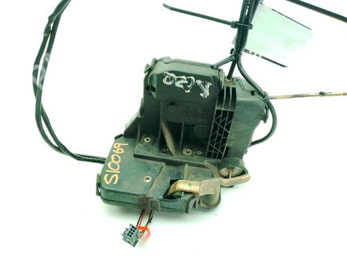 Zamek drzwi przednich lewych MERCEDES-BENZ E-CLASS (W211) E 270 CDI (211.016) | BP30525885C98