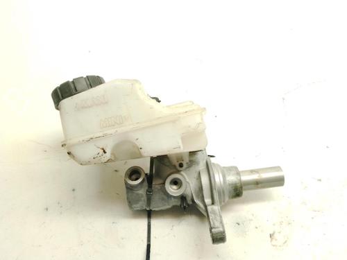 Used Brake master cylinder Brake master cylinder SMART FORTWO Coupe (453) electric drive / EQ (453.391) (56 hp) 28009448 28009448