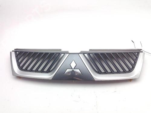 grille-mitsubishi-outlander-ii-cw_w-2005-2006-2007-2008-2009-2010-2011-2012-24000579 main image