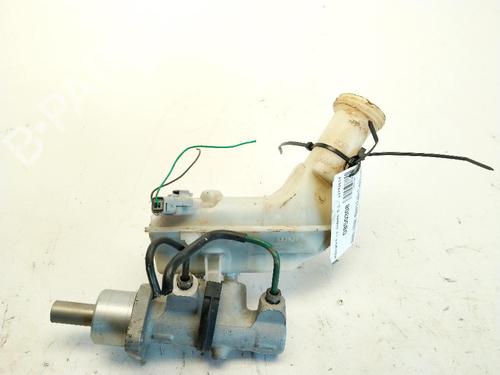 Used Brake master cylinder RENAULT CLIO III (BR0/1, CR0/1) 1.2 16V (BR02, BR0J, BR11, CR02, CR0J, CR11) (75 hp) 26652342