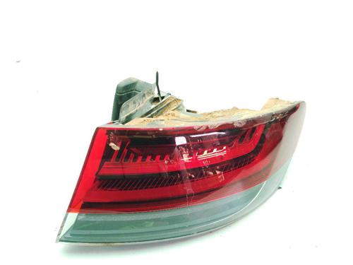 right-taillight-renault-megane-iv-hatchback-b9amn_-2015-31752420 main image