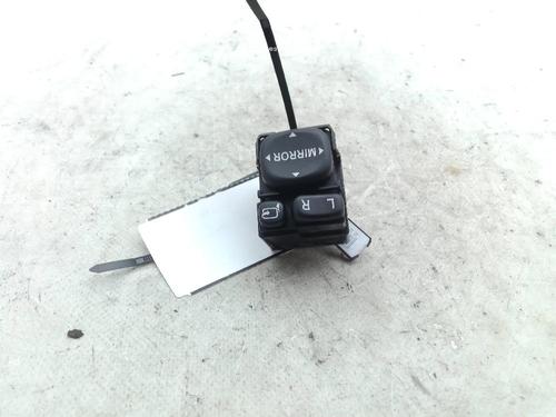mirror-switch-toyota-prius-plus-_w4_-2011-24044056 main image