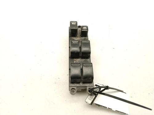 Venstre fortil elrude kontakt Venstre fortil elrude kontakt NISSAN X-TRAIL I (T30) 2.2 Di 4x4 (114 hp) 39739418 39739418