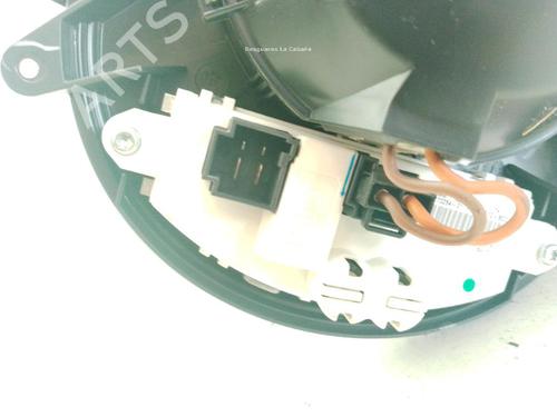 Heater blower motor BMW 3 Touring (F31) 320 d xDrive | BP27450519M62 