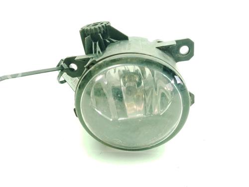 right-front-fog-light-citroen-c4-grand-picasso-ii-da_-de_-2013-32260153 main image