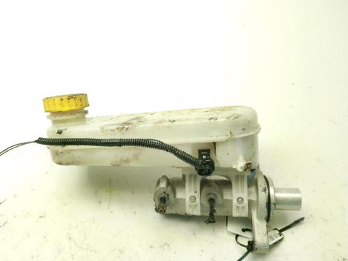 Used Brake master cylinder Brake master cylinder PEUGEOT BOXER Bus 2.2 HDi 120 (120 hp) 18738967 18738967