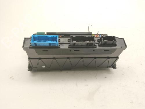 Used Fuse box Fuse box BMW 5 Touring (F11) 525 d xDrive (218 hp) 40492281 40492281