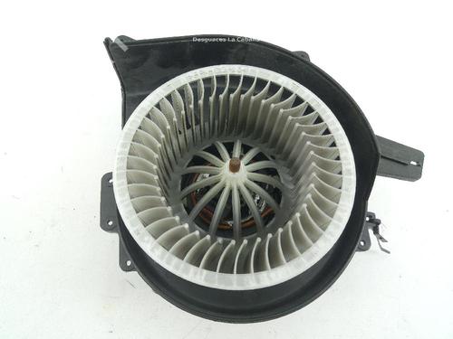 Used Heater blower motor AUDI A1 (8X1, 8XK) 1.0 TFSI (95 hp) 18373401