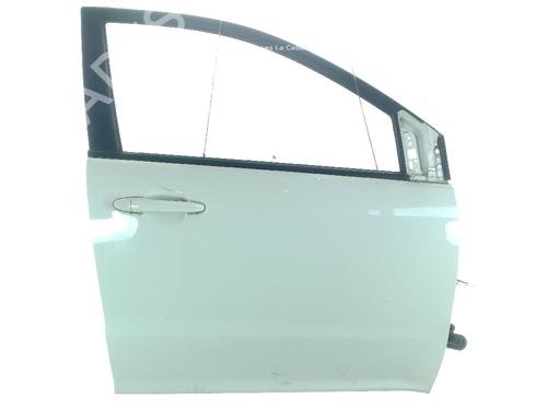 right-front-door-ssangyong-korando-c300-e-motion-2019-18359395 main image
