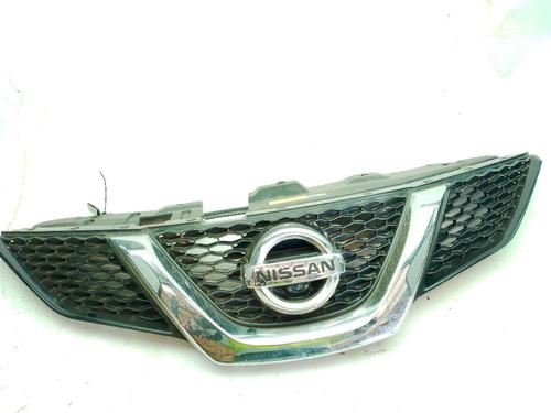 grille-nissan-qashqai-ii-j11-j11_-2013-24546181 main image