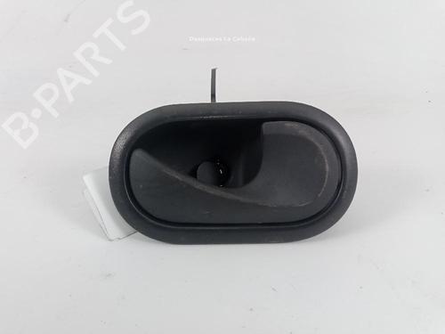 Used Front right interior door handle Front right interior door handle RENAULT MASTER III Van (FV) 2.3 dCi 125 RWD (FV0C, FV0D, FV0H, FV0J, FV0A, FV0K) (125 hp) 18363401 18363401