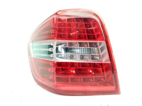 left-taillight-mercedes-benz-m-class-w164-2005-2006-2007-2008-2009-2010-2011-2012-38718657 main image
