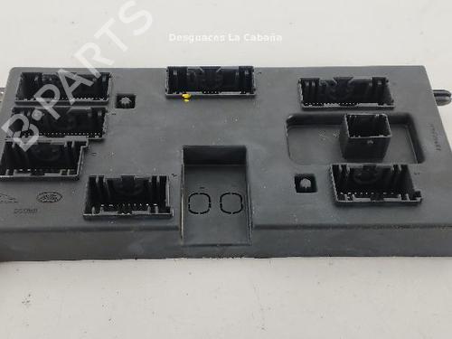 control-unit-jaguar-xe-x760-2015-24041709 main image