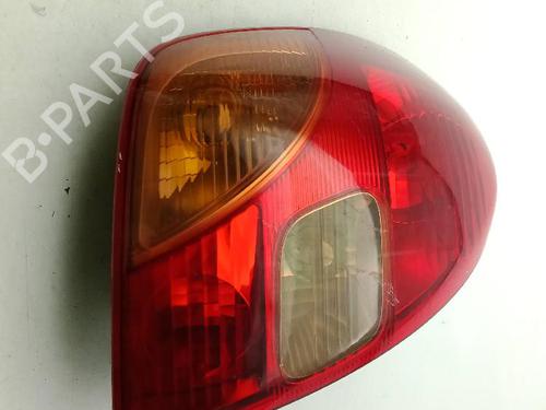 left-taillight-toyota-corolla-verso-_e12_-2001-2002-2003-2004-2005-2006-2007-32313223 main image