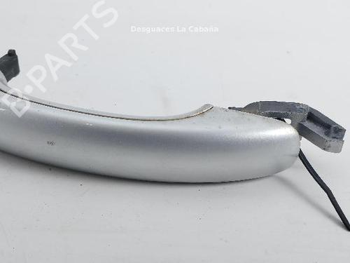 Used Rear left exterior door handle VW TOUAREG (7LA, 7L6, 7L7) 3.2 V6 (220 hp) 18357606
