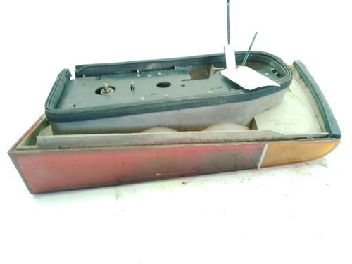 Right taillight PEUGEOT 505 (551A) 2.5 Turbo Diesel | BP25734450C35