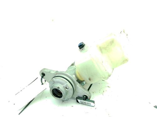 Used Brake master cylinder Brake master cylinder TOYOTA RAV 4 III (_A3_) 2.2 D 4WD (ALA30_, ALA30R) (136 hp) 34418595 34418595