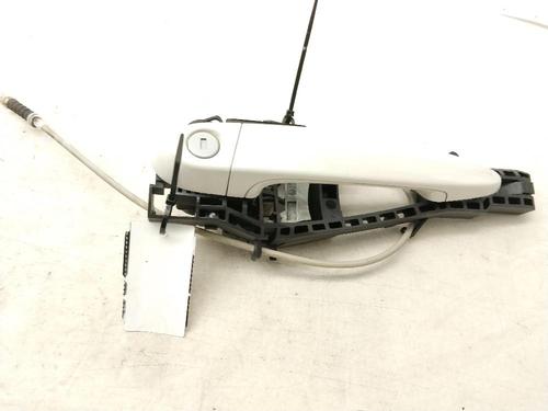 front-left-exterior-door-handle-bmw-1-f20-2011-2012-2013-2014-2015-2016-2017-2018-2019-36555084 main image