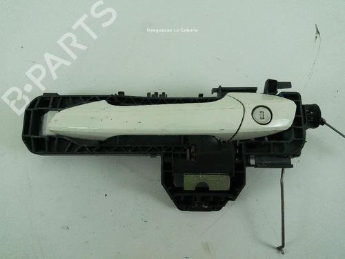 Venstre foran utvendig håndtak MERCEDES-BENZ B-CLASS Sports Tourer (W246, W242) B 180 CDI / d (246.212) (109 hp) 18364480