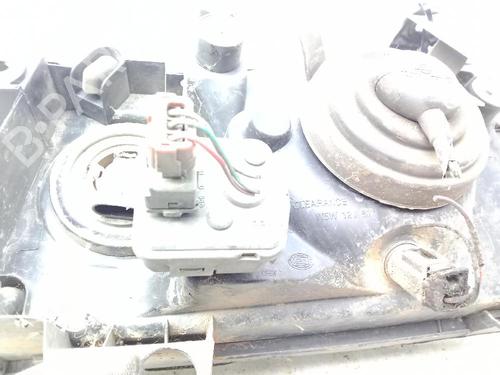 Right headlight NISSAN TERRANO II (R20) 2.7 TDi 4WD | BP29383329C29 